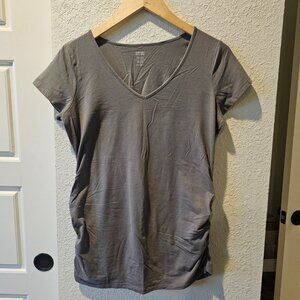 Old Navy Fitted Maternity V-neck T-shirt